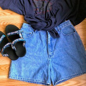 Vintage High Rise Jean Shorts sz 10